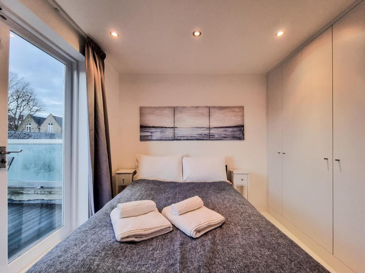 Pass The Keys Family Friendly 2 Bedroom Gem In Shepherd'S Bush ロンドン エクステリア 写真