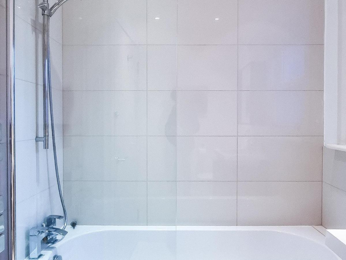 Pass The Keys Family Friendly 2 Bedroom Gem In Shepherd'S Bush ロンドン エクステリア 写真
