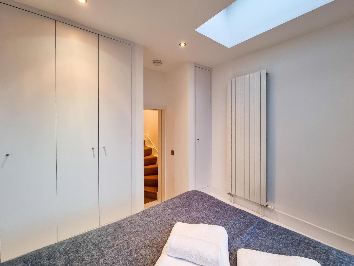 Pass The Keys Family Friendly 2 Bedroom Gem In Shepherd'S Bush ロンドン エクステリア 写真
