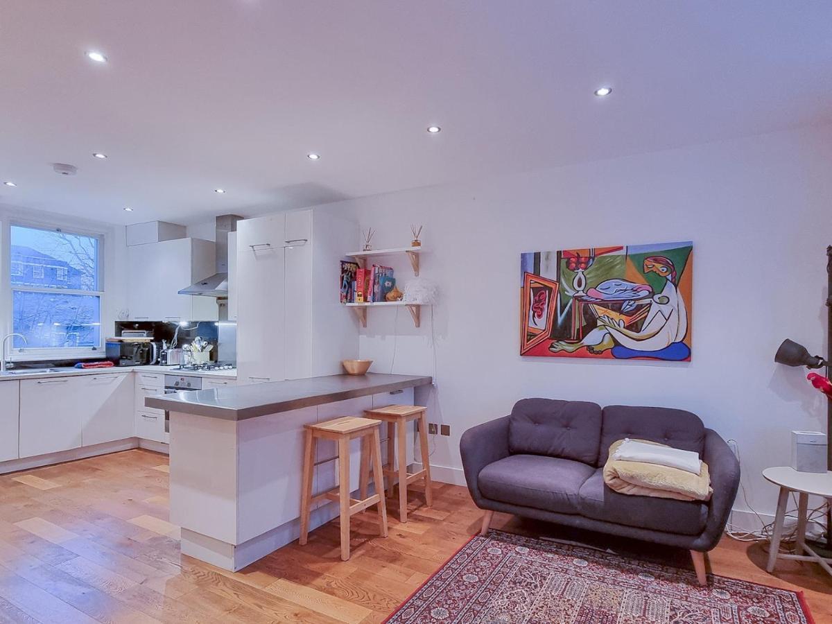 Pass The Keys Family Friendly 2 Bedroom Gem In Shepherd'S Bush ロンドン エクステリア 写真