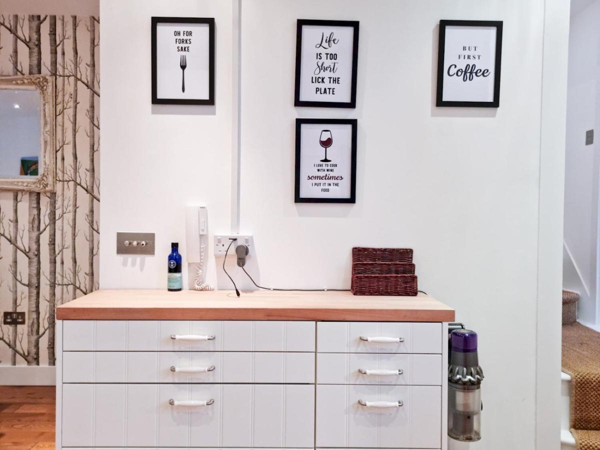 Pass The Keys Family Friendly 2 Bedroom Gem In Shepherd'S Bush ロンドン エクステリア 写真