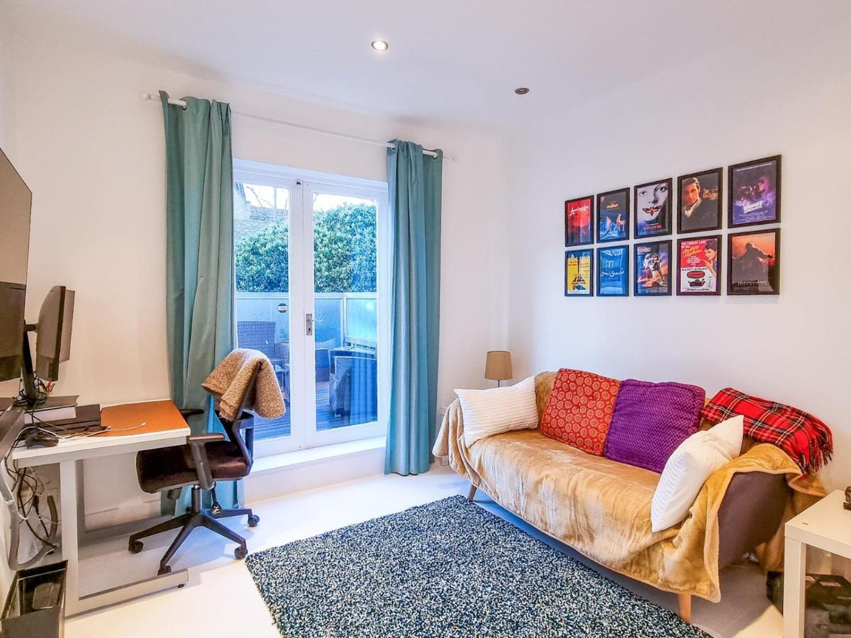 Pass The Keys Family Friendly 2 Bedroom Gem In Shepherd'S Bush ロンドン エクステリア 写真